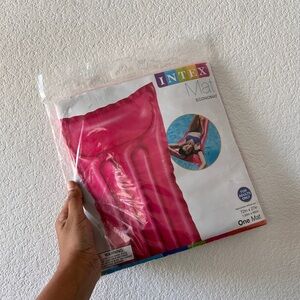 Intex‎ Pink Enomat Swimming Pool Mat 72"x27"